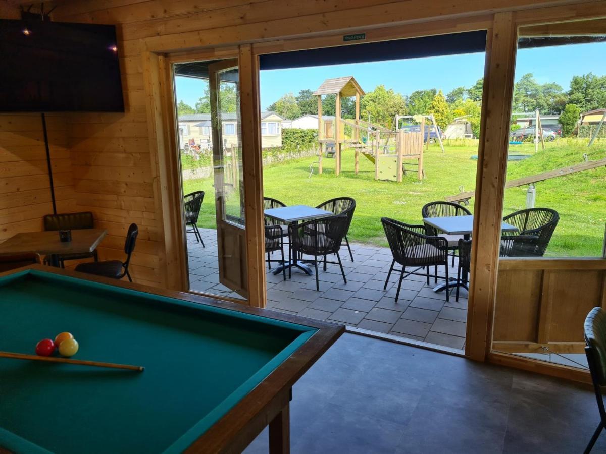 Chalet 2A Op Recreatiepark De Wielen Синт Мартен Екстериор снимка